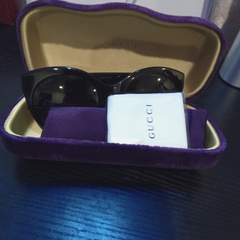Gucci sunglasses